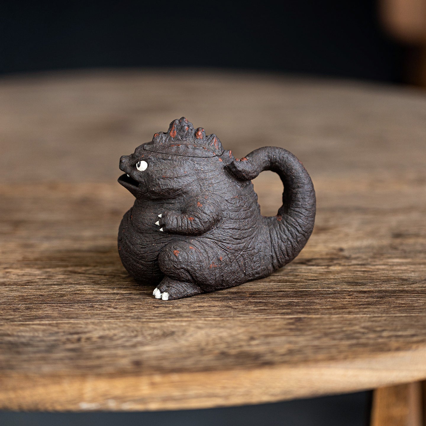 Monster series–- fat dinosaur Yixing teapot   180ml