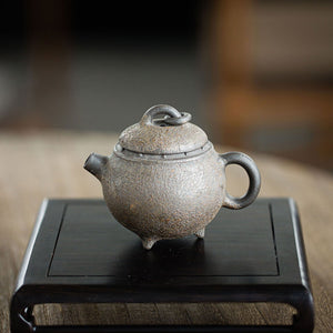 Three Feet Ju Lun Yixing Teapot   120ml