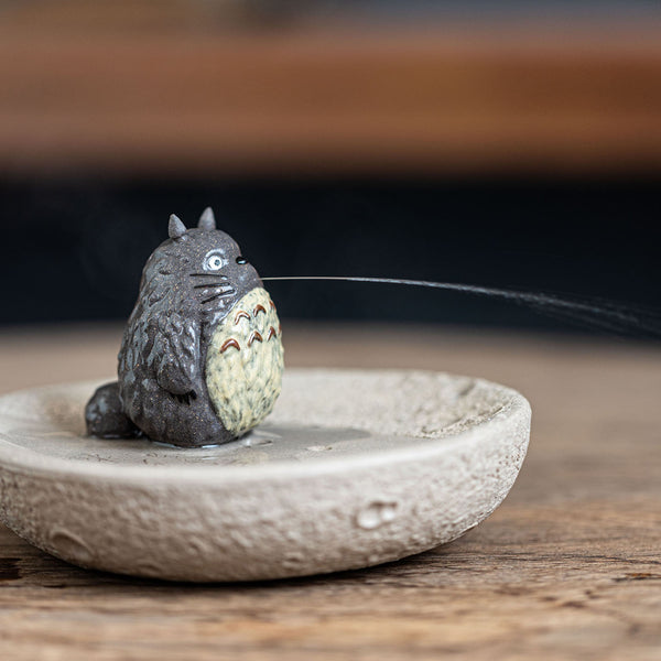 Water-spraying Totoro Yixing Teapet – Yinchen Studio