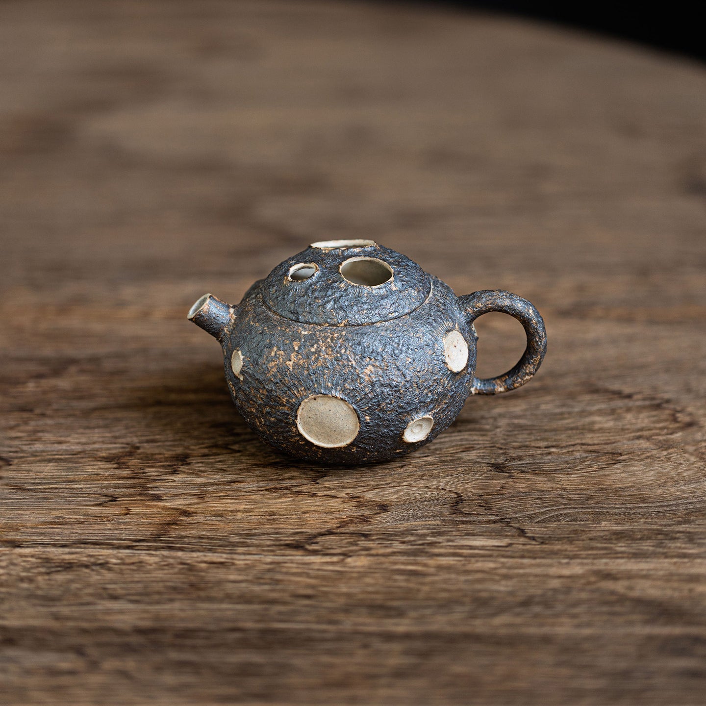 Moon Yixing teapot（style 2)  135ml