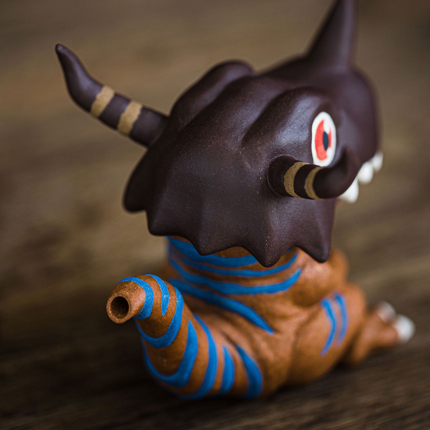 （PRE-ORDER)  Monster series–- Greymon Yixing teapot  85ml