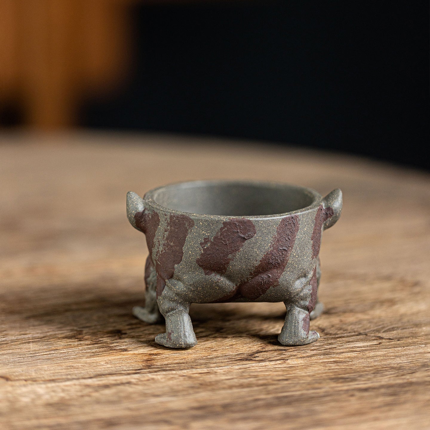 （Pre-order) Tao tie Yixing teacup（style 2)