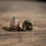 A pair of tortoises Yixing teapet