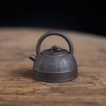 Ti liang Qin quan Yixing teapot  140ml