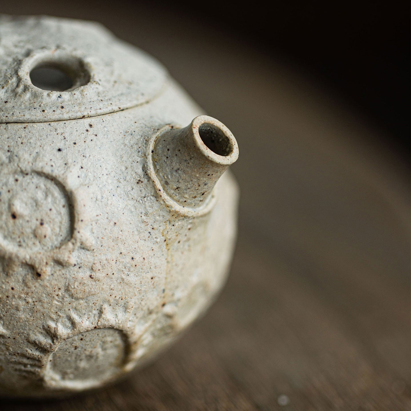 Moon Yixing Teapot  140ml   (PREORDER 10%OFF)