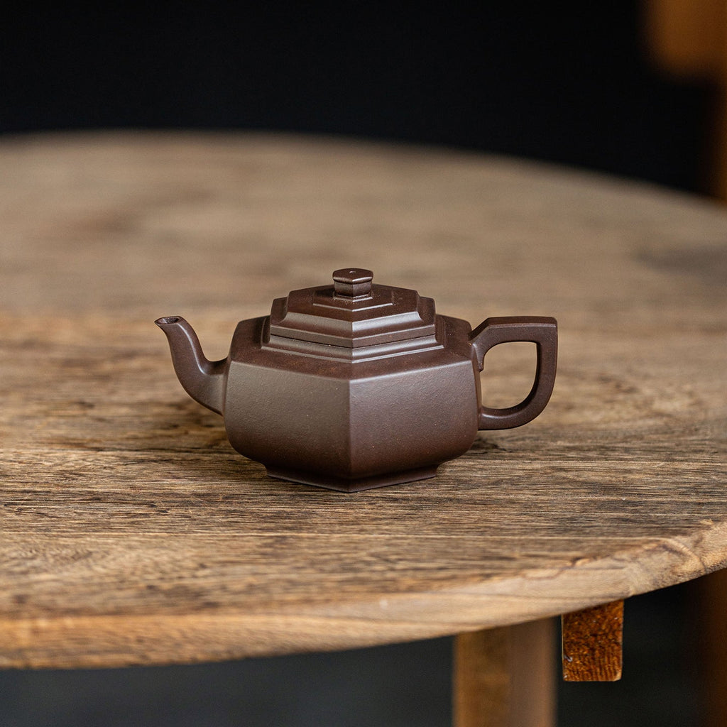 Hexagonal Xue Hua Yixing teapot   250ml
