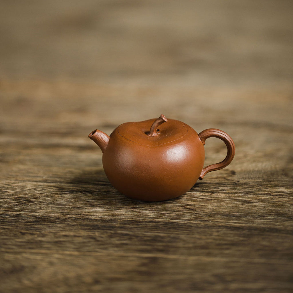 Cherry Yixing Teapot　58ml