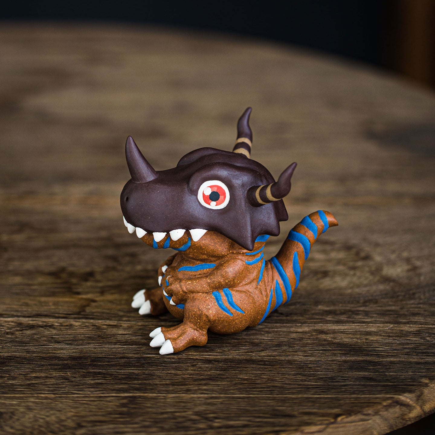 （PRE-ORDER)  Monster series–- Greymon Yixing teapot  85ml