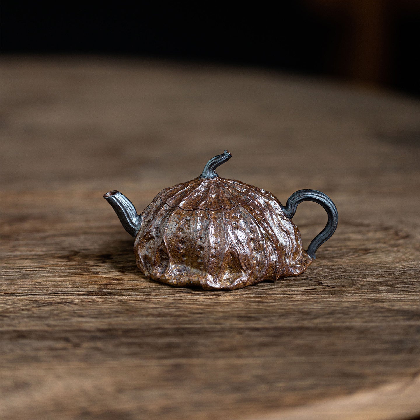 Lotus leaf Yixing teapot  105ml